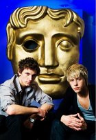 Mitch Hewer : TI4U_u1310581576.jpg