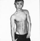 Mitch Hewer : mitch_hewer_1199670489.jpg