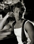 Mitch Hewer : mitch_hewer_1308430485.jpg