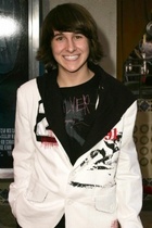 Mitchel Musso : TI4U_u1155321279.jpg