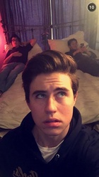 Nash Grier : nash-grier-1429898401.jpg