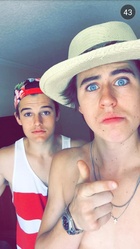 Nash Grier : nash-grier-1430678702.jpg