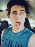 Nash Grier : nash-grier-1433421361.jpg