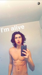 Nash Grier : nash-grier-1452087001.jpg