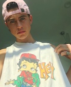 Nash Grier : nash-grier-1474601401.jpg