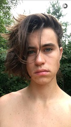 Nash Grier : nash-grier-1498888081.jpg