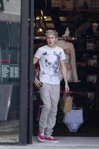 Niall Horan : niall-horan-1332659140.jpg