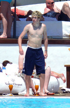 Niall Horan : niall-horan-1347119817.jpg