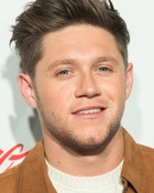 Niall Horan : niall-horan-1529666596.jpg