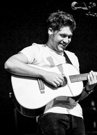 Niall Horan : niall-horan-1589930454.jpg