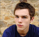 Nicholas Hoult : TI4U_u1151619110.jpg