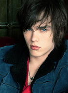 Nicholas Hoult : nicholas-hoult-1366134238.jpg