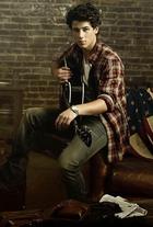 Nick Jonas : TI4U_u1259044873.jpg