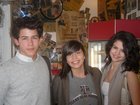 Nick Jonas : TI4U_u1268269733.jpg