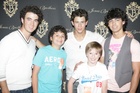 Nick Jonas : TI4U_u1275322700.jpg