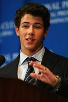 Nick Jonas : nick-jonas-1323832666.jpg