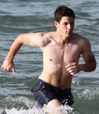 Nick Jonas : nick-jonas-1325180284.jpg