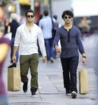 Nick Jonas : nick-jonas-1349625194.jpg