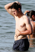 Nick Jonas : nick-jonas-1395505568.jpg