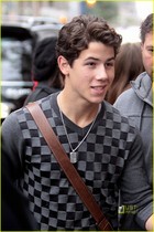 Nick Jonas : nickjonas_1261947442.jpg