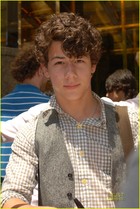 Nick Jonas : nickjonas_1303589661.jpg