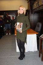 Nicole Richie : nicole-richie-1331773459.jpg