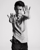 Noah Schnapp : noah-schnapp-1502230321.jpg