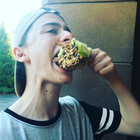 Noah Schnapp : noah-schnapp-1535163002.jpg