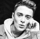 Noah Schnapp : noah-schnapp-1563730010.jpg