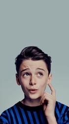 Noah Schnapp : noah-schnapp-1586703895.jpg