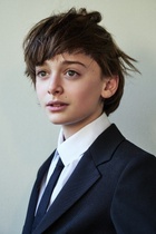 Noah Schnapp : noah-schnapp-1587063996.jpg