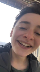 Noah Schnapp : noah-schnapp-1683219994.jpg