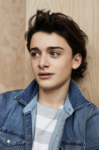 Noah Schnapp : noah-schnapp-1718239454.jpg