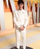 Noah Schnapp : noah-schnapp-1741329971.jpg
