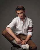 Noah Schnapp : noah-schnapp-1741888939.jpg