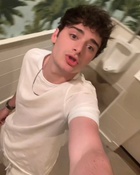 Noah Schnapp : noah-schnapp-1742080914.jpg