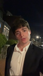 Noah Schnapp : noah-schnapp-1743192871.jpg