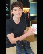 Noah Schnapp : noah-schnapp-1744295185.jpg