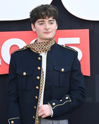 Noah Schnapp : noah-schnapp-1749397555.jpg
