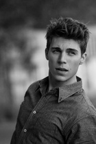 Nolan Gerard Funk : nolan-gerard-funk-1422259201.jpg