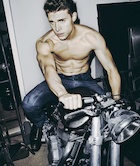 Nolan Gerard Funk : nolan-gerard-funk-1444992122.jpg