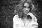 Olesya Rulin : olesya-rulin-1370455522.jpg