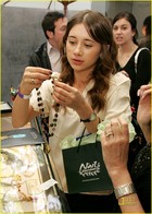 Olesya Rulin : olesyarulin_1263853518.jpg