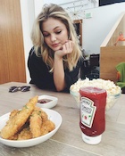 Olivia Holt : olivia-holt-1456087522.jpg