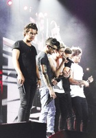 One Direction : one-direction-1426189708.jpg