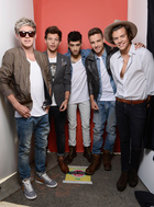 One Direction : one-direction-1427218461.jpg