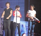 One Direction : one-direction-1487439103.jpg