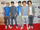 One Direction : one-direction-1607277155.jpg
