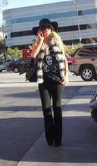 Paris Hilton : paris-hilton-1332008381.jpg