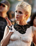 Paris Hilton : parishilton_1255326866.jpg